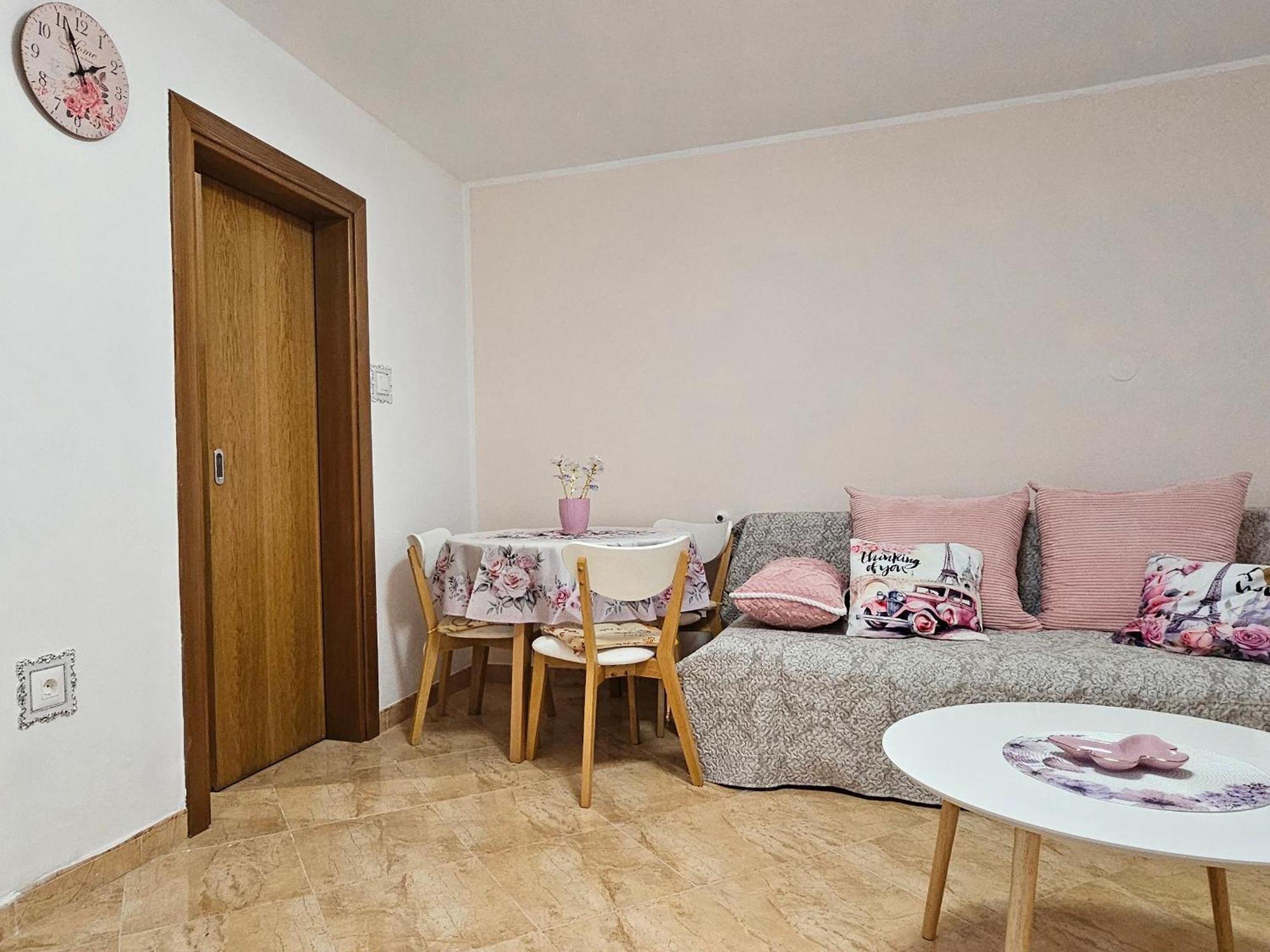 Apartment Miska & Studio Roki Dracevac Ngoại thất bức ảnh